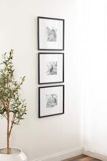 Kate and Laurel 16" x 16" Adlynn Photo Frame with 8" x 8" Mat